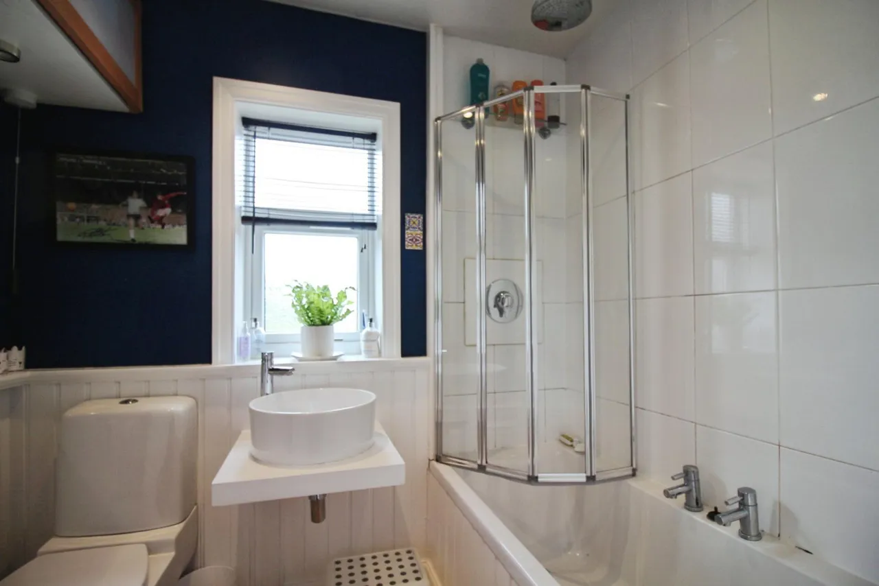 Southfield Lane, Horbury, WF4, photo 11