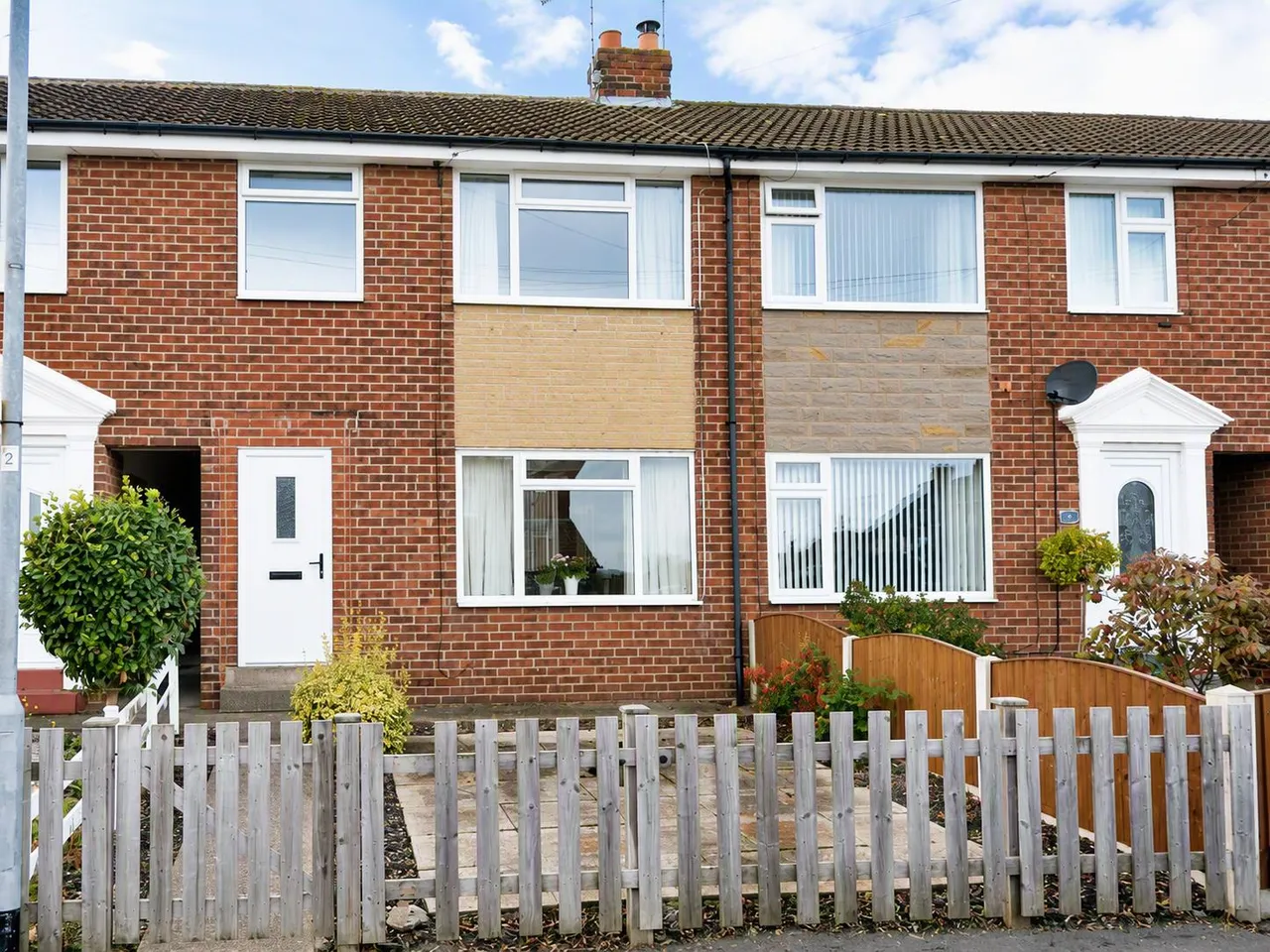 3 bed house to rent, Grey Court, Wakefield, WF1