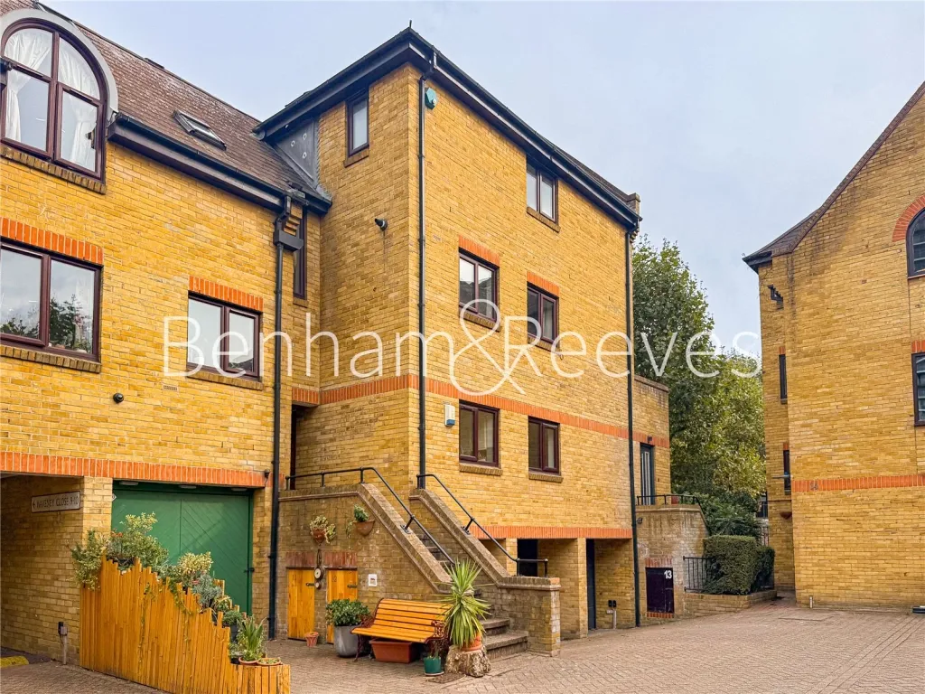 Waveney Close, Wapping, E1W, photo 11