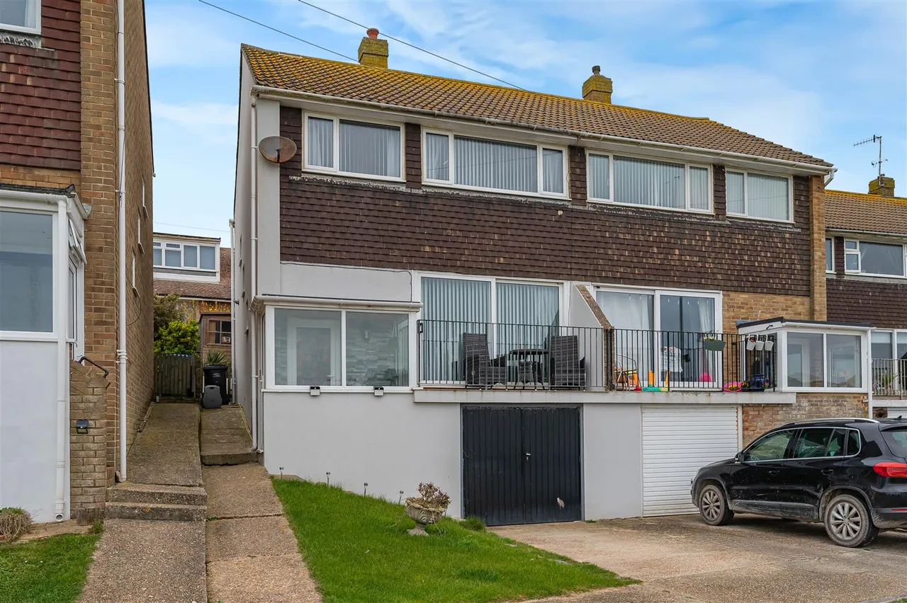 Buckle Close, Seaford, photo 4