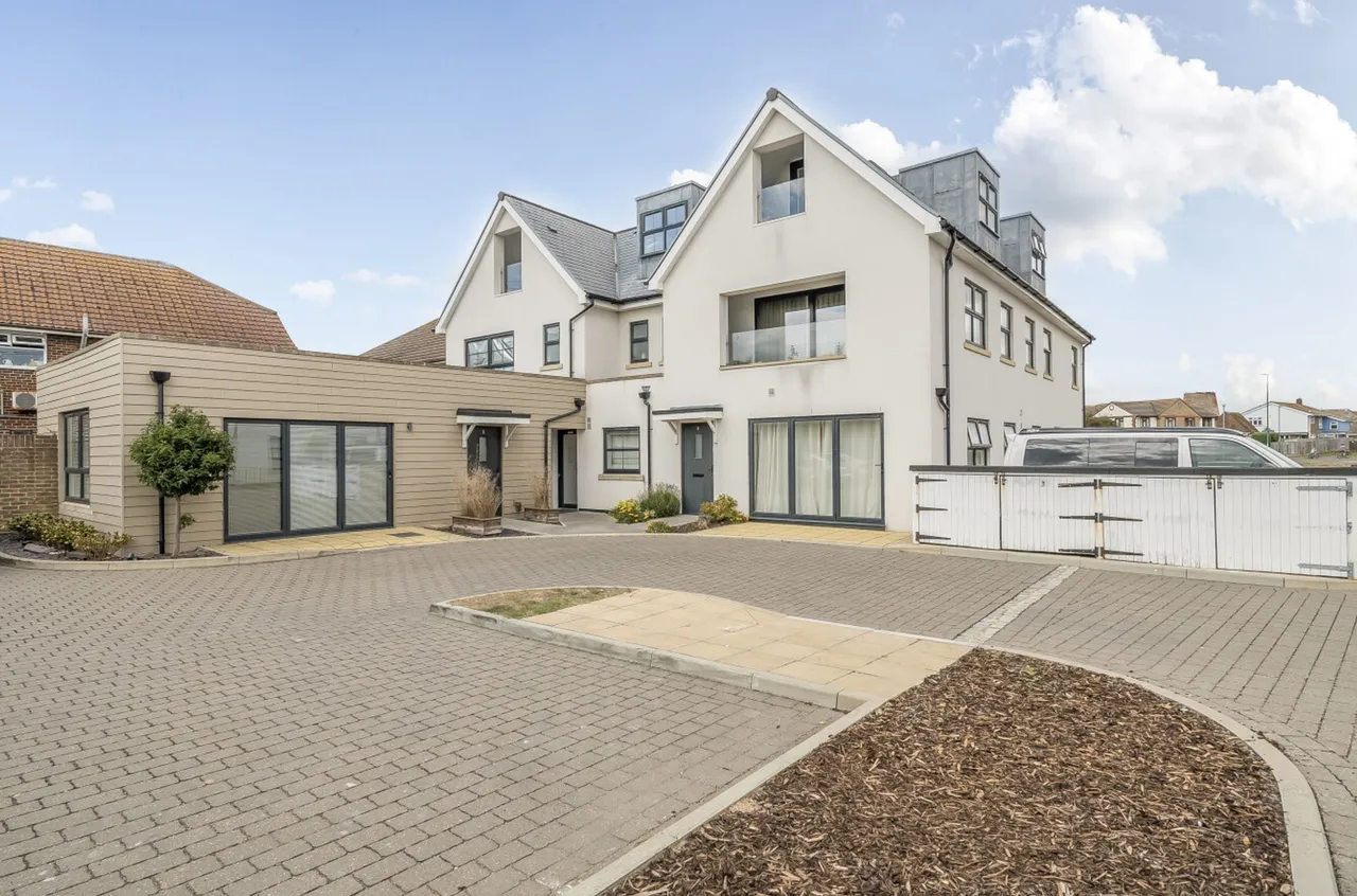 Stocks Lane, East Wittering, PO20, photo 2