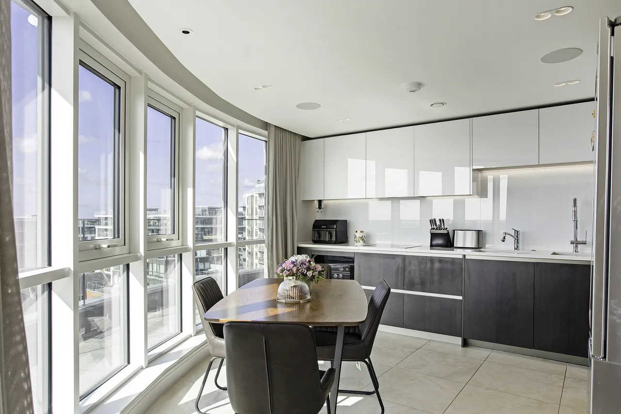 New Broadway, London, W5, photo 10