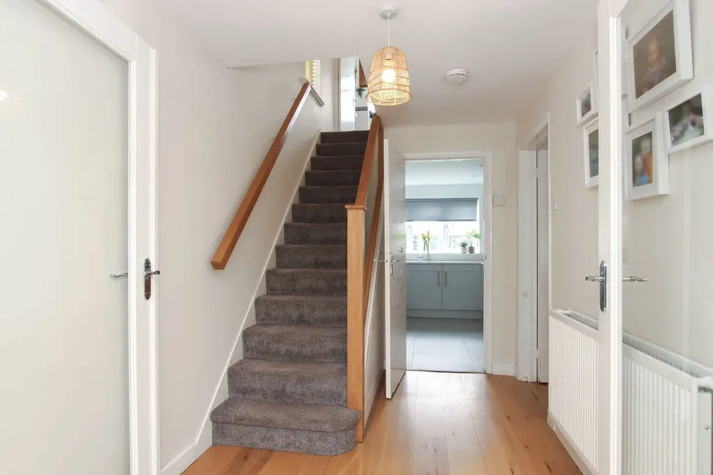 Newford Close, Hemel Hempstead, Hertfordshire, HP2 4QZ, photo 5
