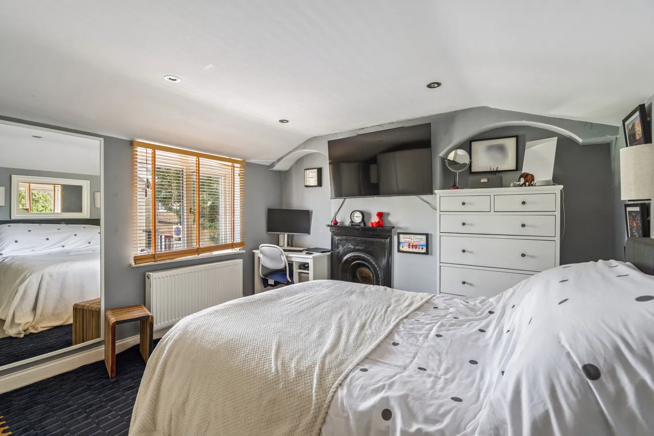 Aldenham Road, Bushey, WD23, photo 6