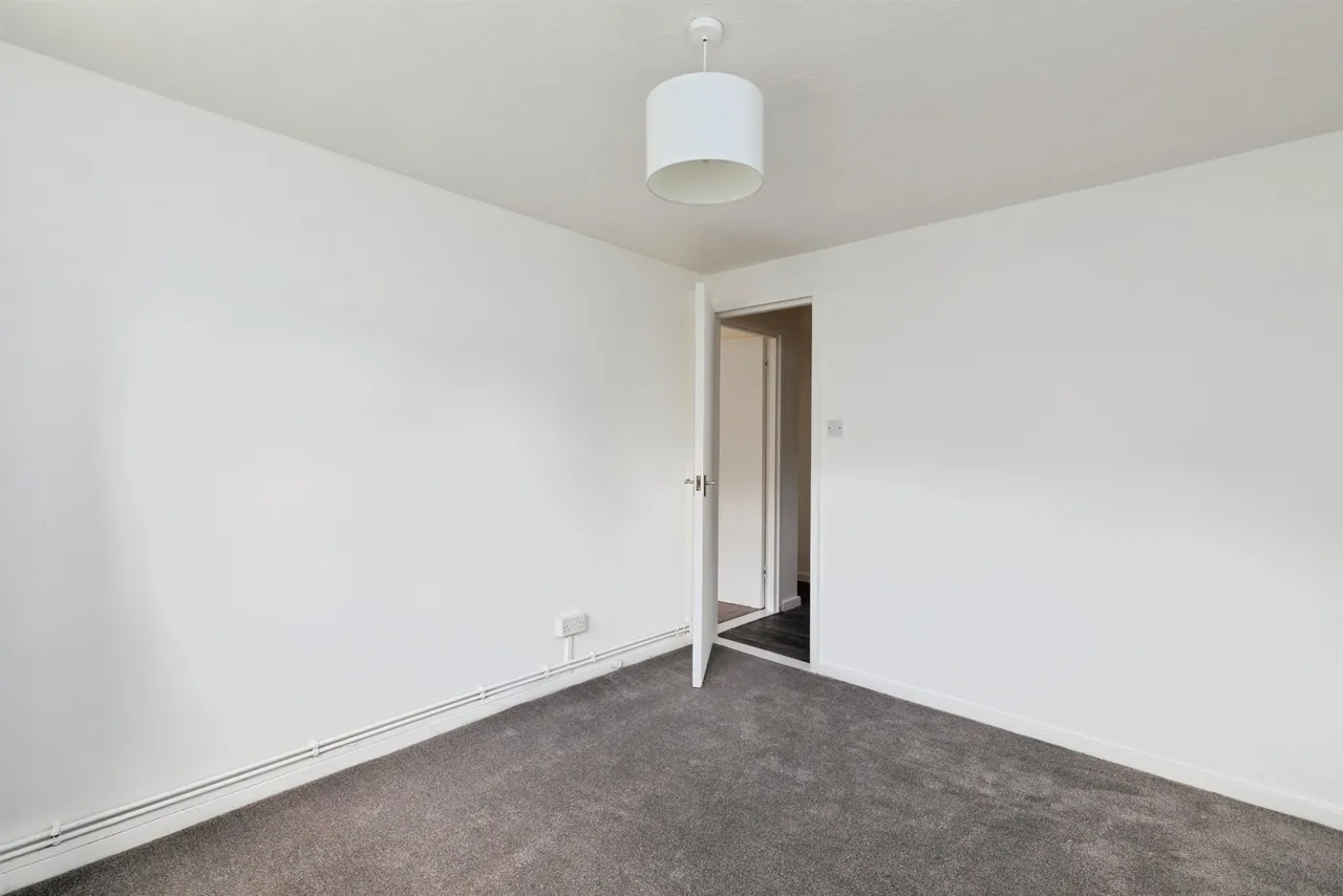 Westbury Road, Barking, photo 12