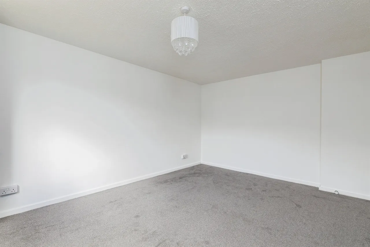 Westbury Road, Barking, photo 6