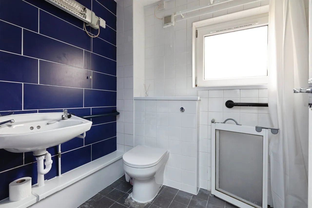 Westbury Road, Barking, photo 8