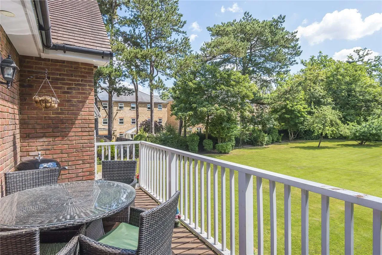 Lady Margaret Road, Sunningdale, SL5, photo 4