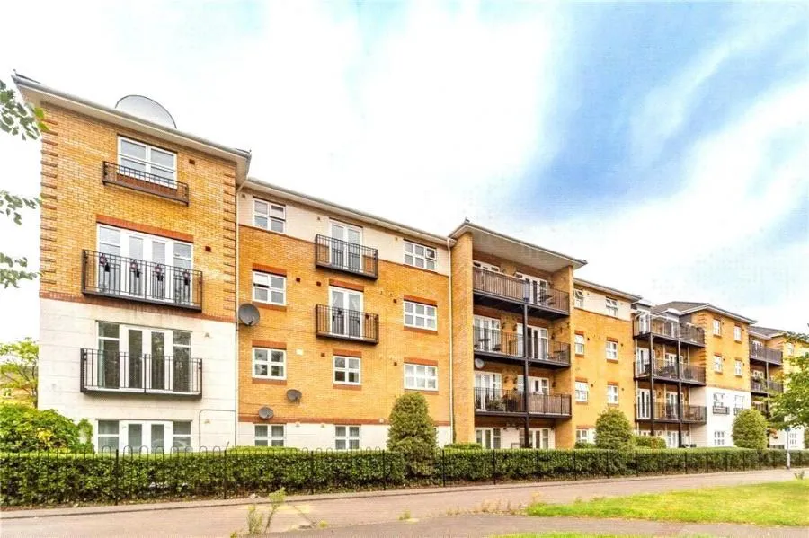 2 bed flat for sale, Ogden Park, Bracknell, RG12