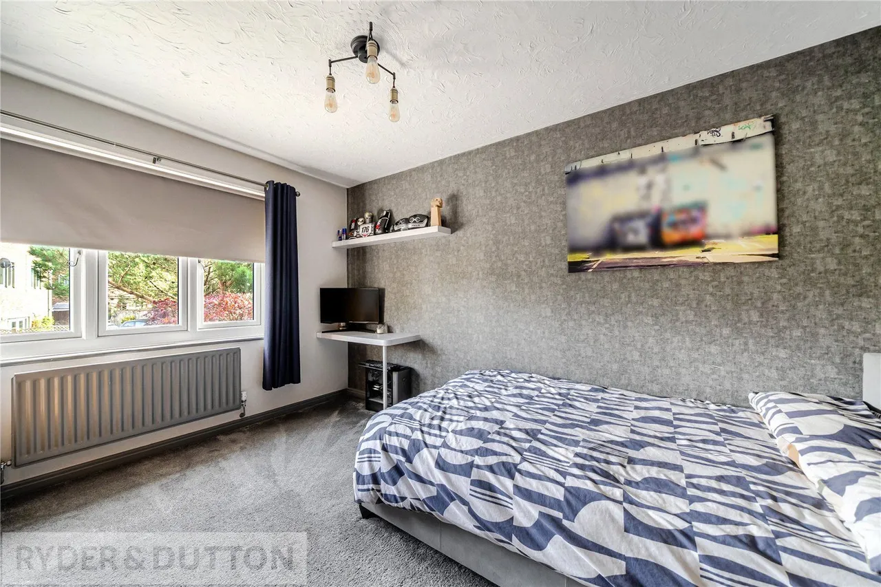 Wrenbury Drive, Burnedge, OL16, photo 15