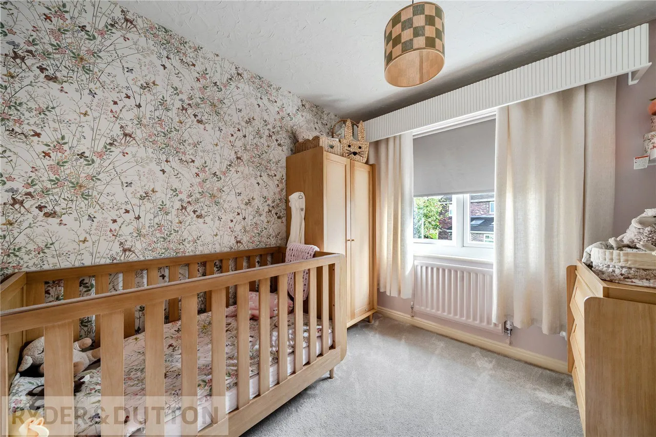 Wrenbury Drive, Burnedge, OL16, photo 18