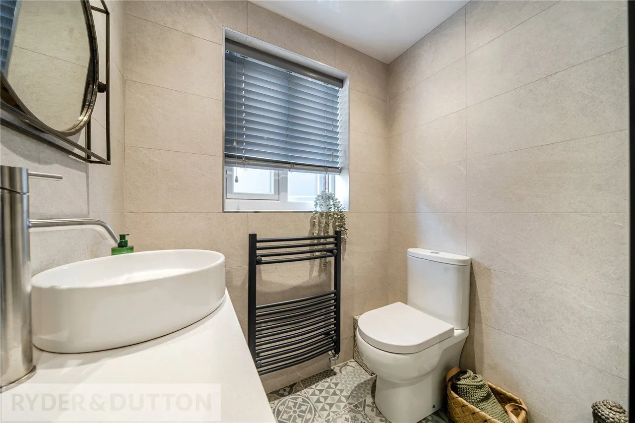 Wrenbury Drive, Burnedge, OL16, photo 14