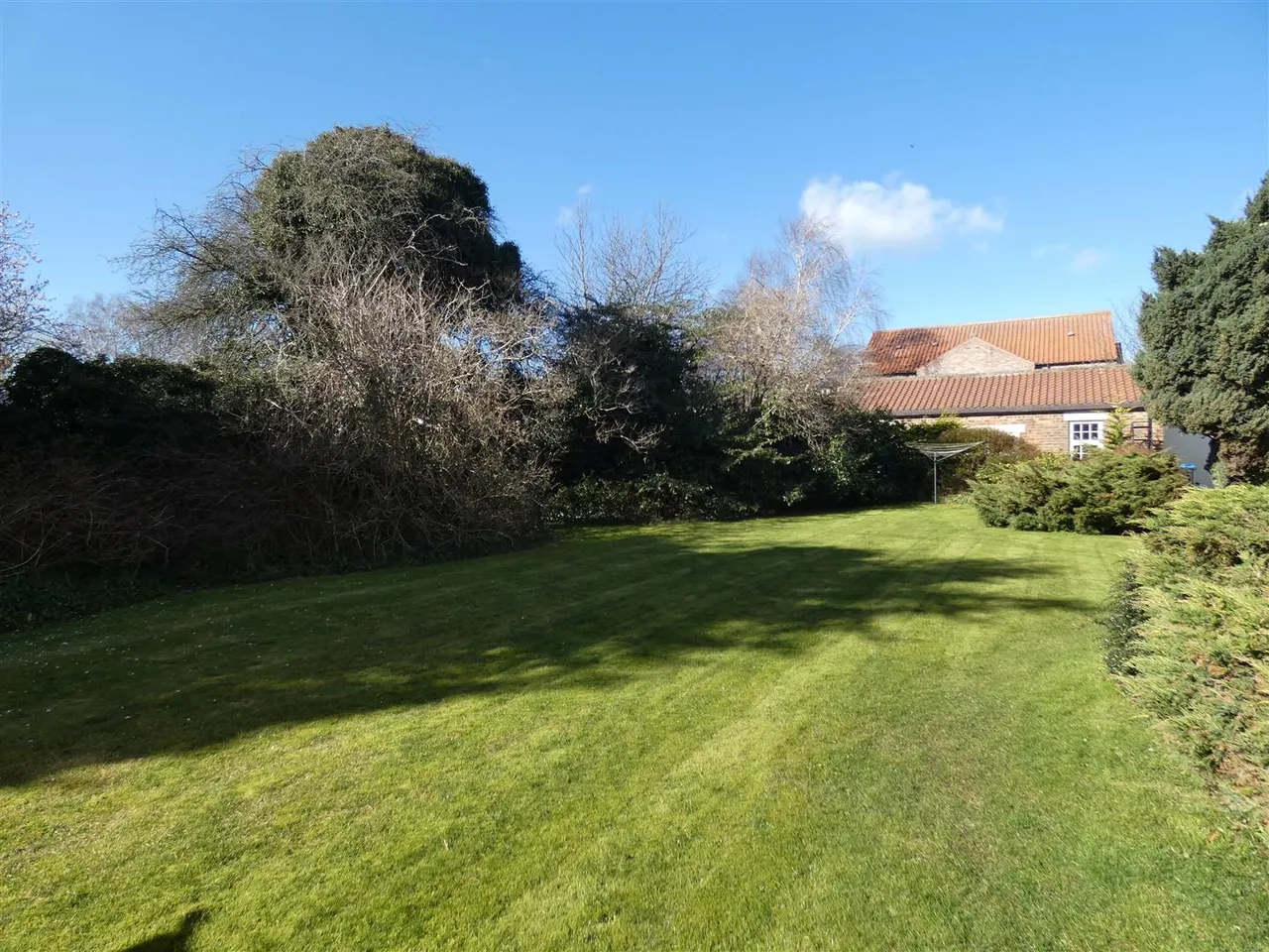 Mowbray Grange, South End, photo 9