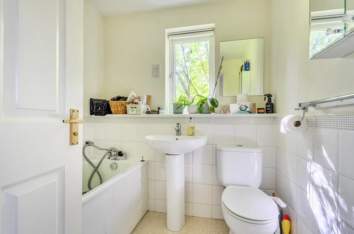 Pulborough, RH20 1DH, photo 9
