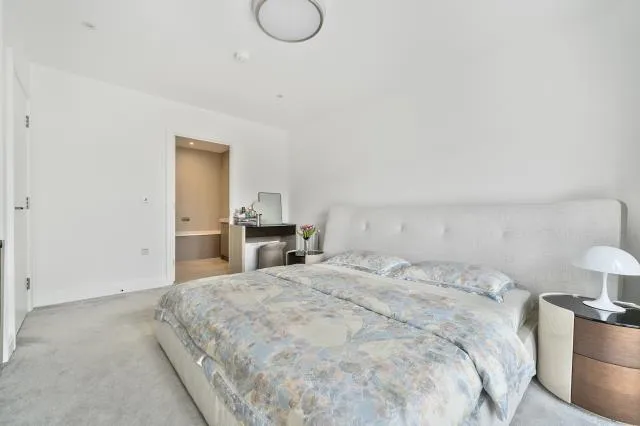 Pyestock Way, Fleet, GU51, photo 9