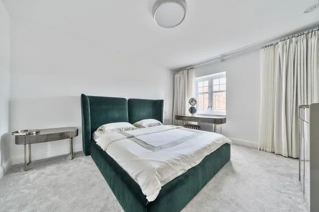 Pyestock Way, Fleet, GU51, photo 7