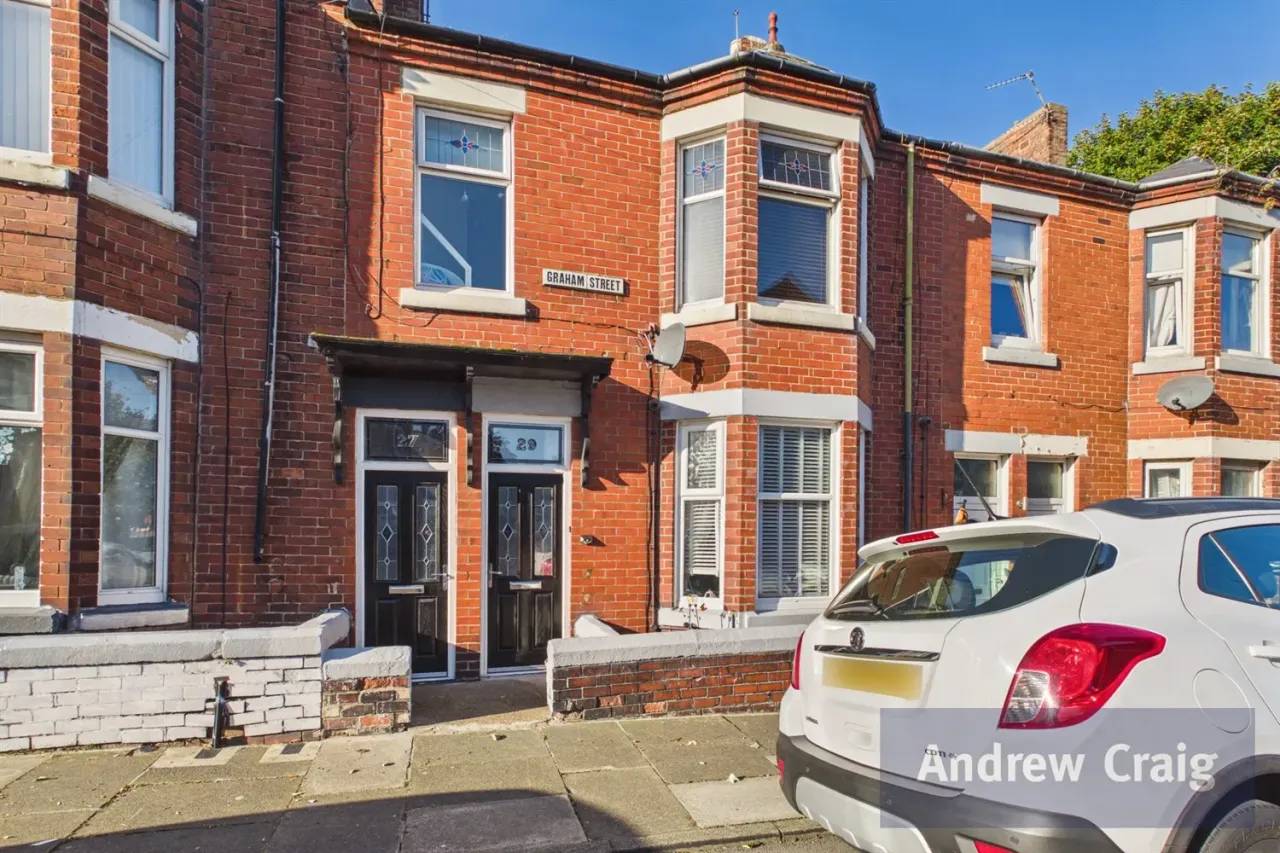 2 bed flat for sale, Graham Street, South Shields, NE33