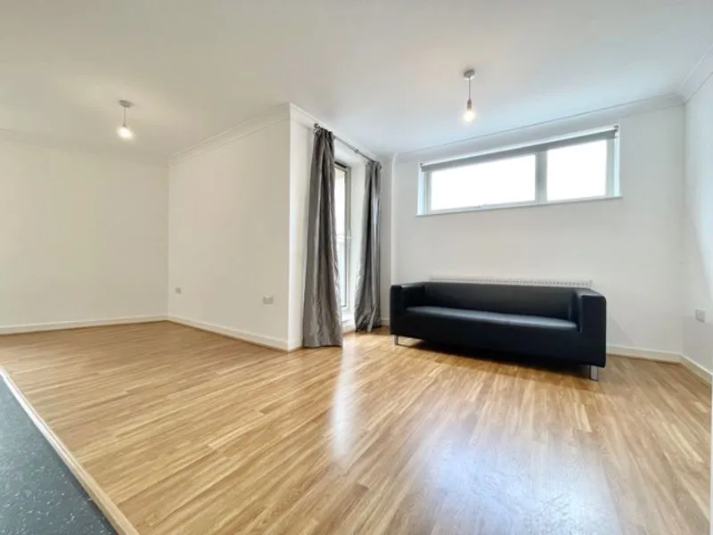 Westmoreland Road, London SE17 2BT, photo 2