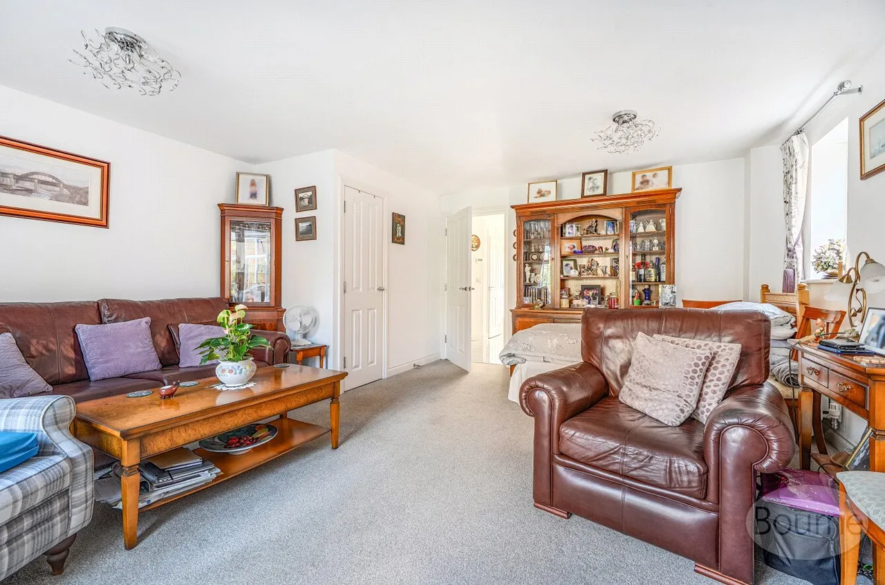 Leachman Way, Petersfield, GU31, photo 17