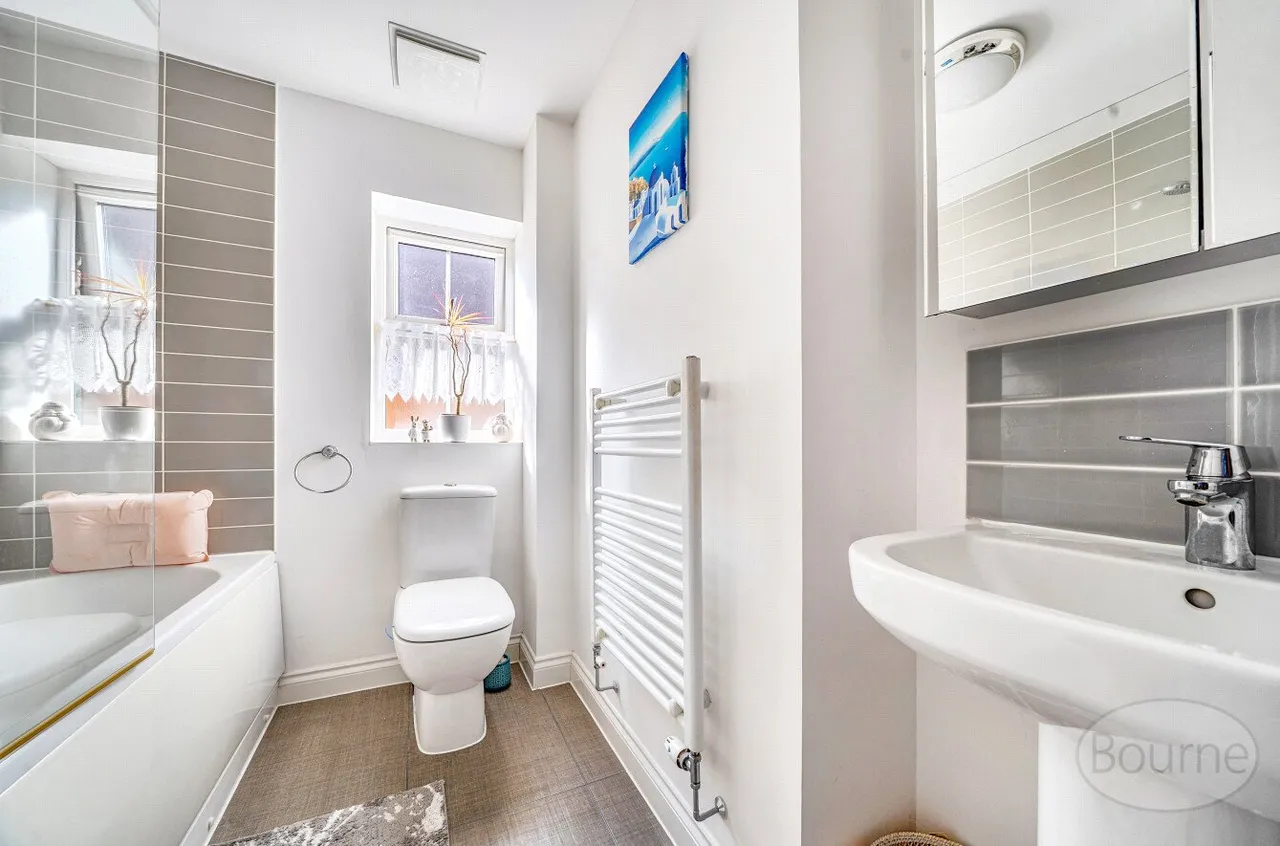Leachman Way, Petersfield, GU31, photo 8