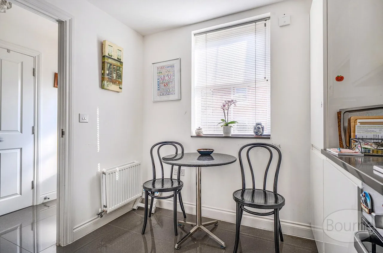 Leachman Way, Petersfield, GU31, photo 5