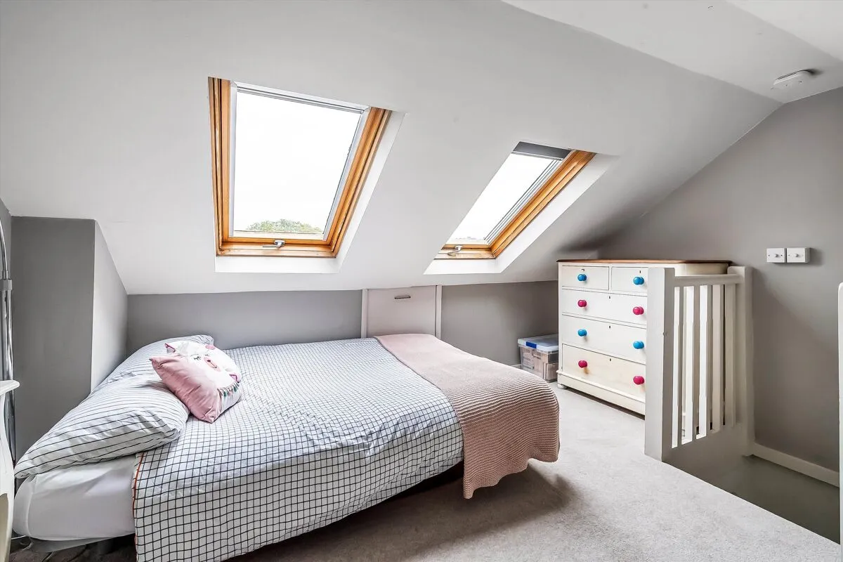 Denzil Road, Guildford, GU2, photo 14