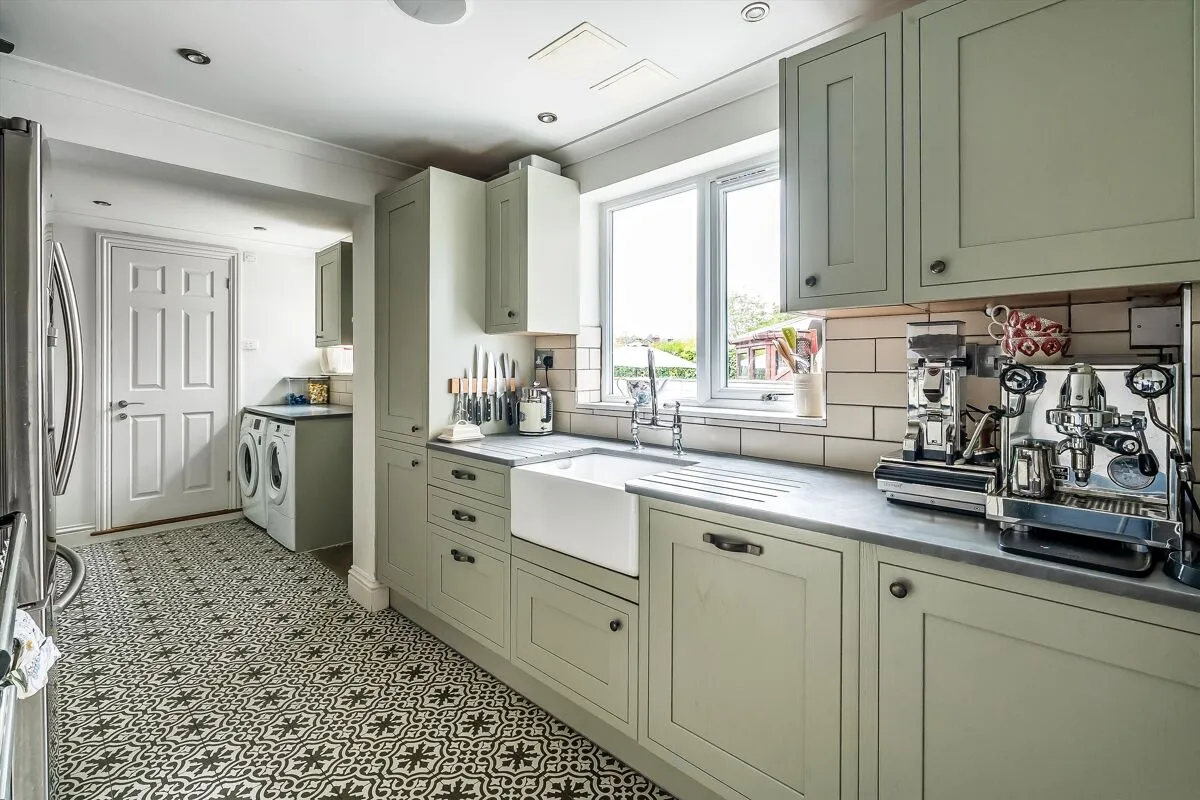 Denzil Road, Guildford, GU2, photo 3