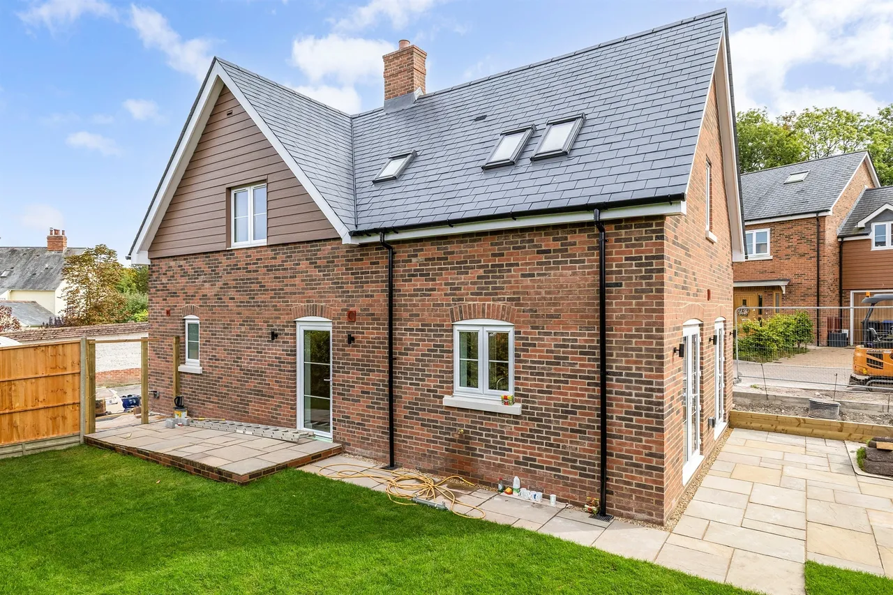Winterslow Road, Porton, SP4, photo 2