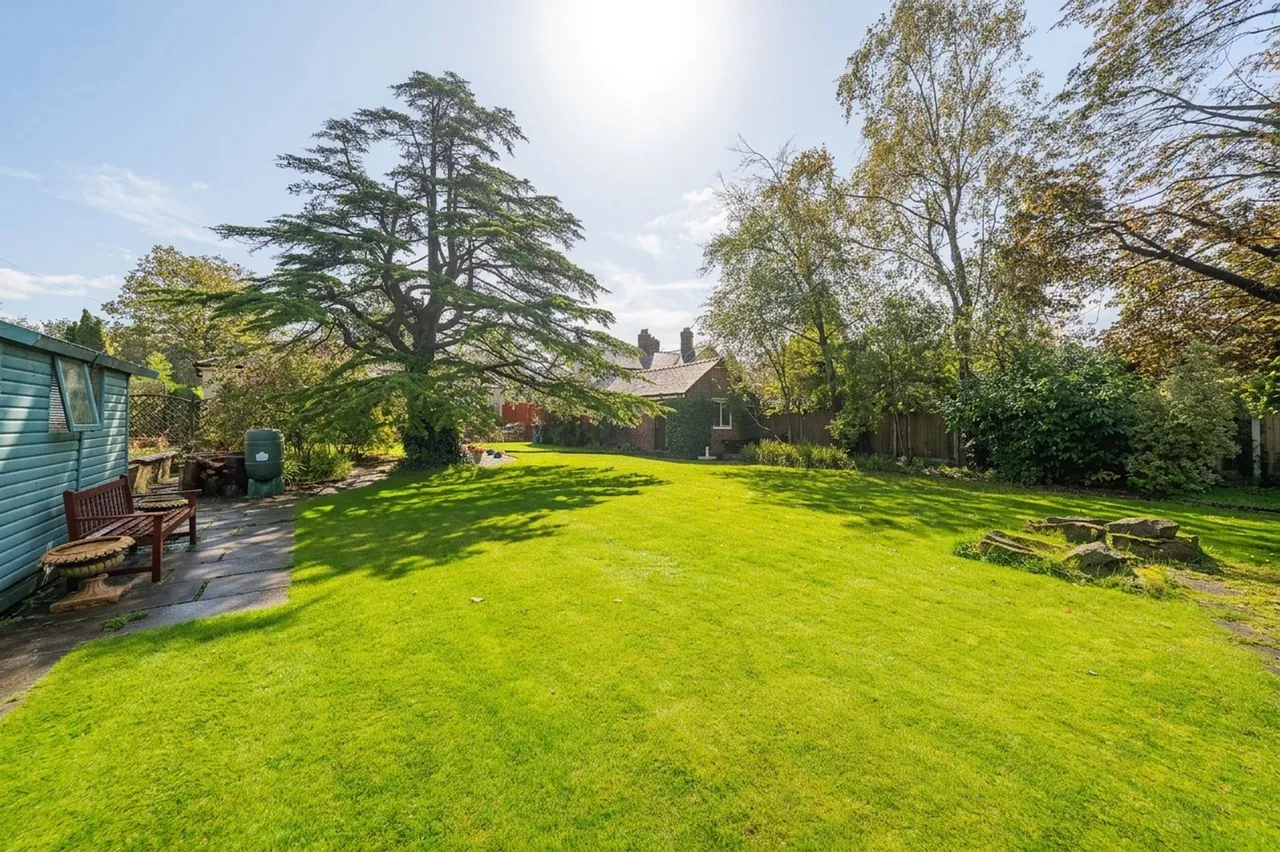 Prescot Road, Aughton, L39, photo 34