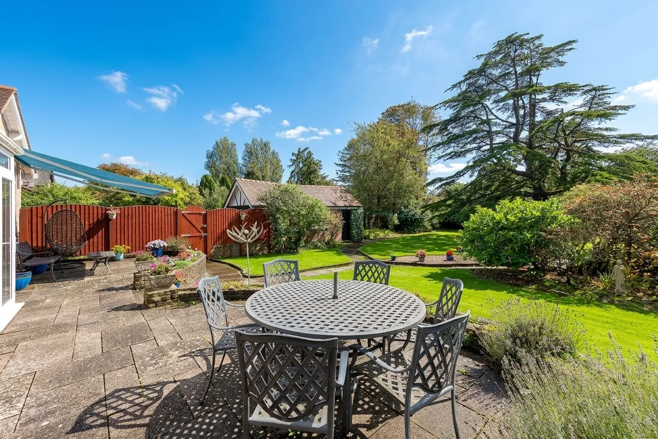 Prescot Road, Aughton, L39, photo 30