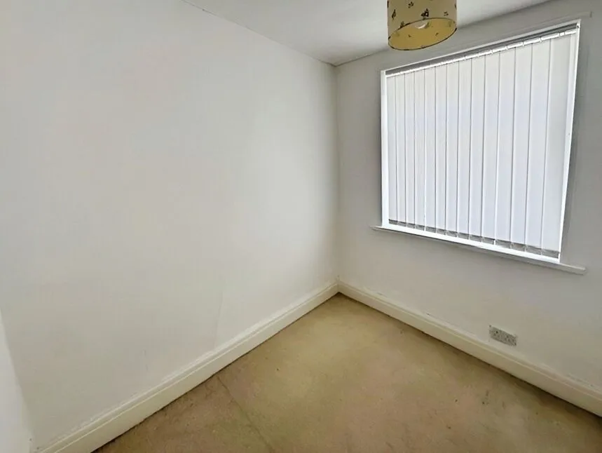 Queen Victoria Road, Blackpool, Lancashire, FY1, photo 5
