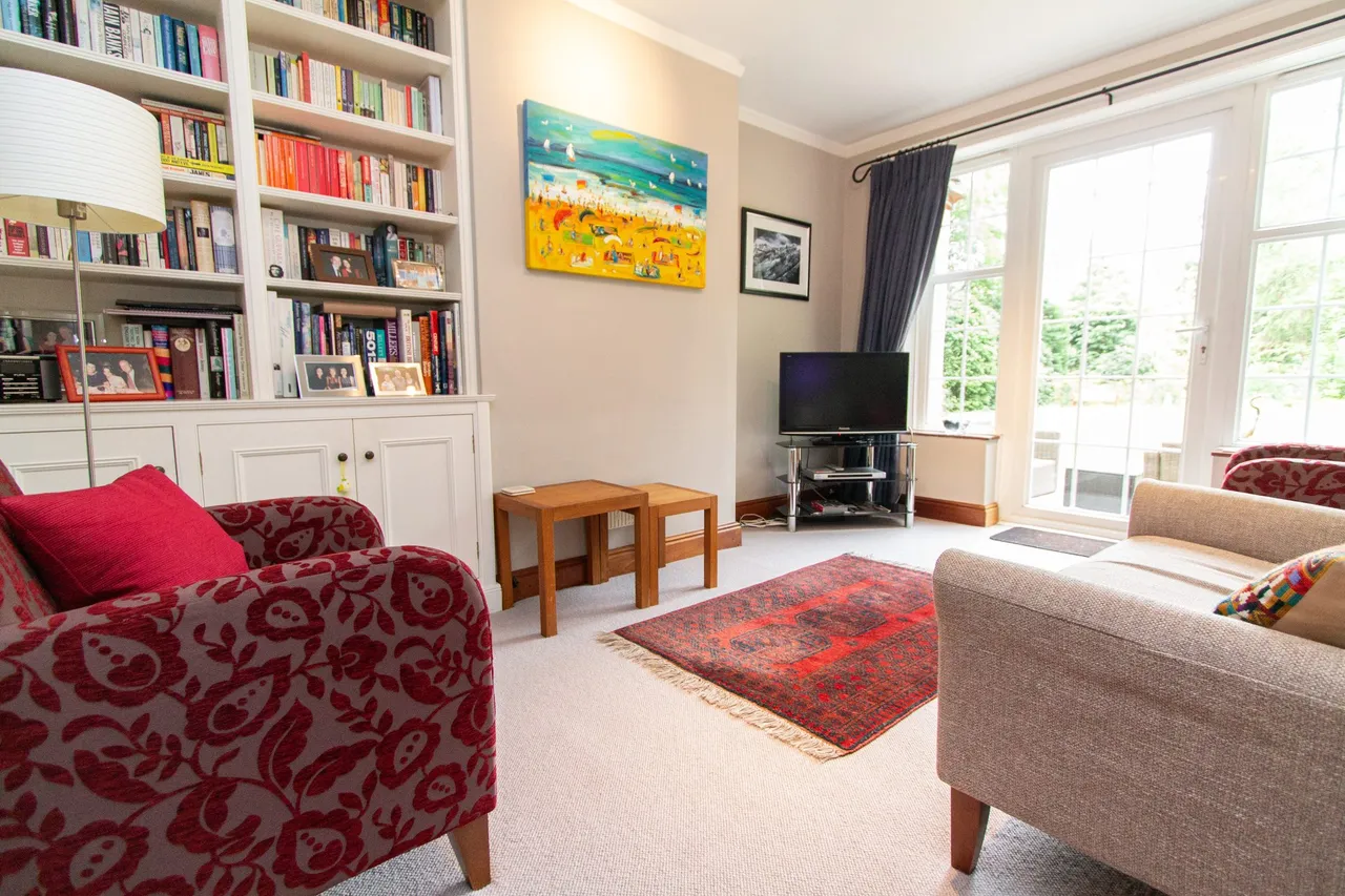 Thornhill Stockton Avenue, Fleet, GU51 4NS, photo 7