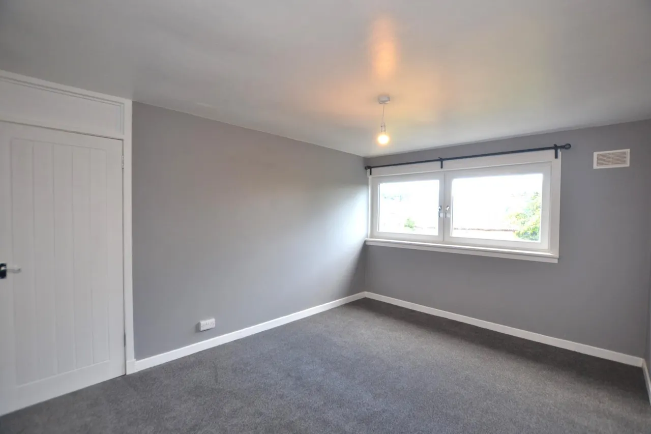 Northfield Farm Avenue, Edinburgh, EH8, photo 6
