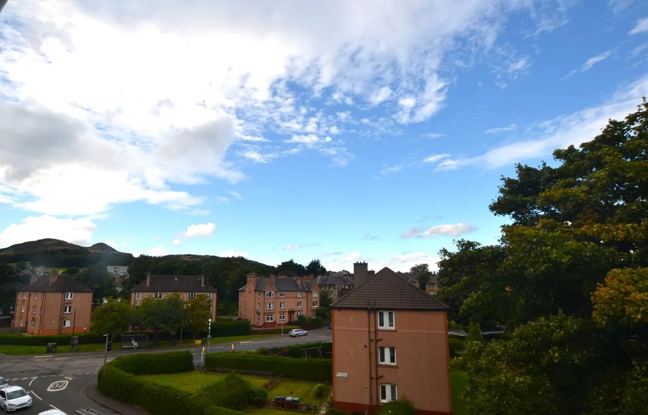 Northfield Farm Avenue, Edinburgh, EH8, photo 8