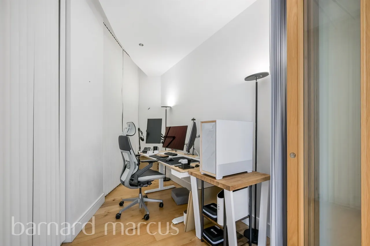 Seager Place, London, photo 5