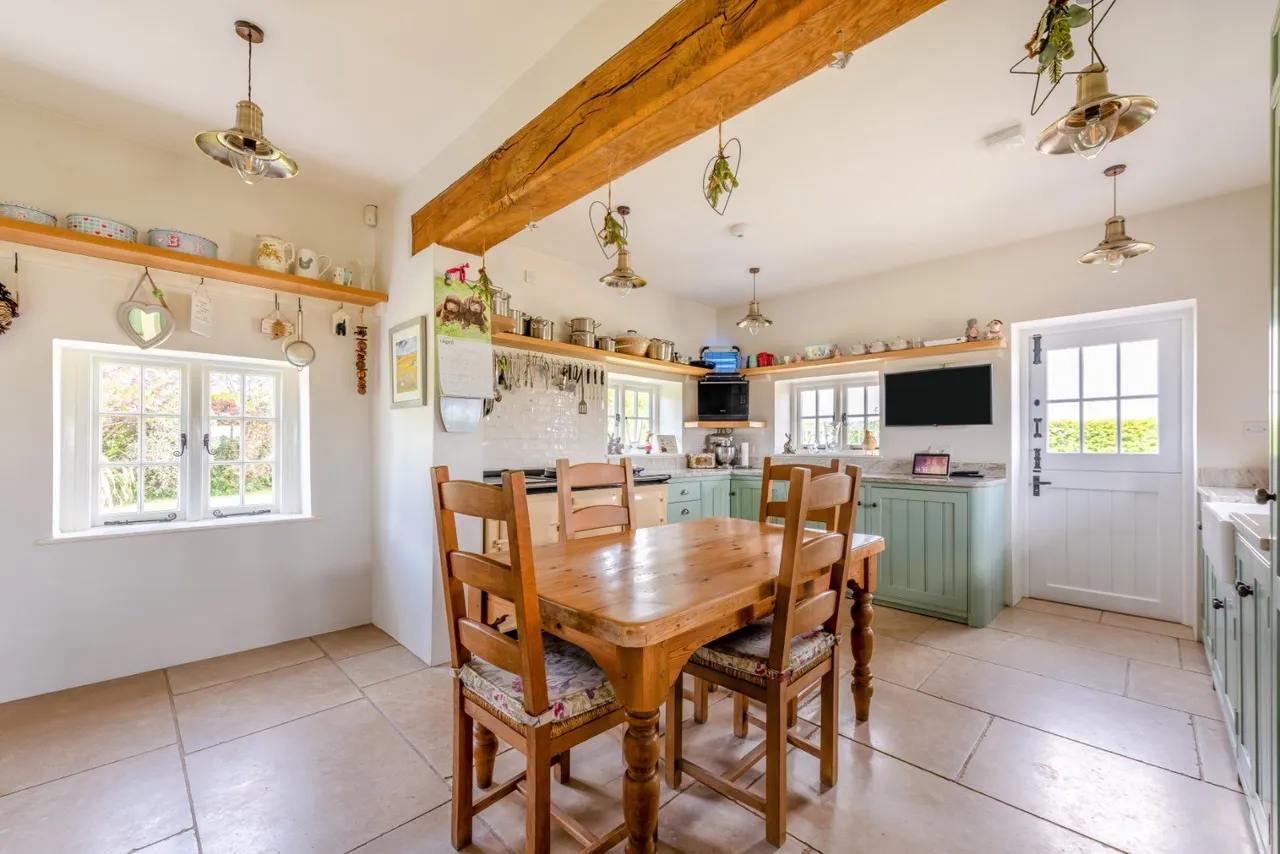 Selsey Road, Sidlesham, Chichester, West Sussex, PO20 7QX, photo 6