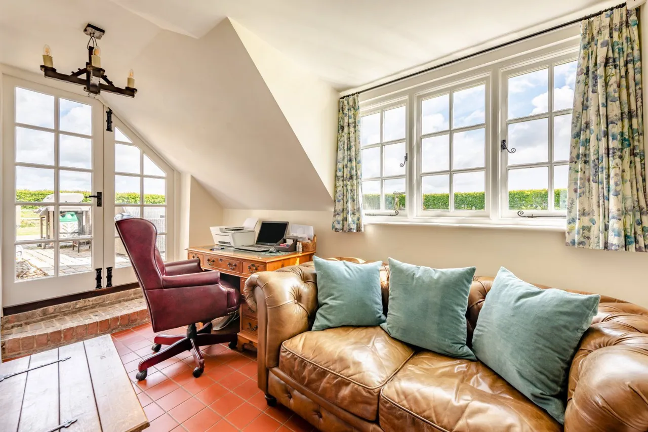 Selsey Road, Sidlesham, Chichester, West Sussex, PO20 7QX, photo 9