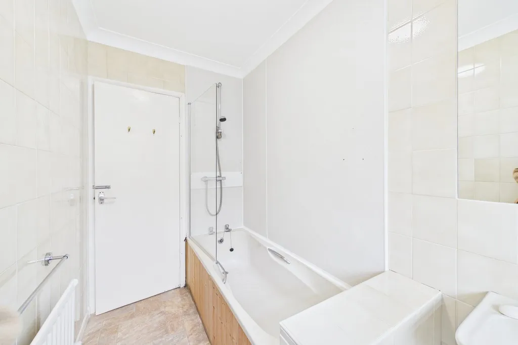 Firtree Crescent, Bowness-on-Windermere, LA23, photo 11
