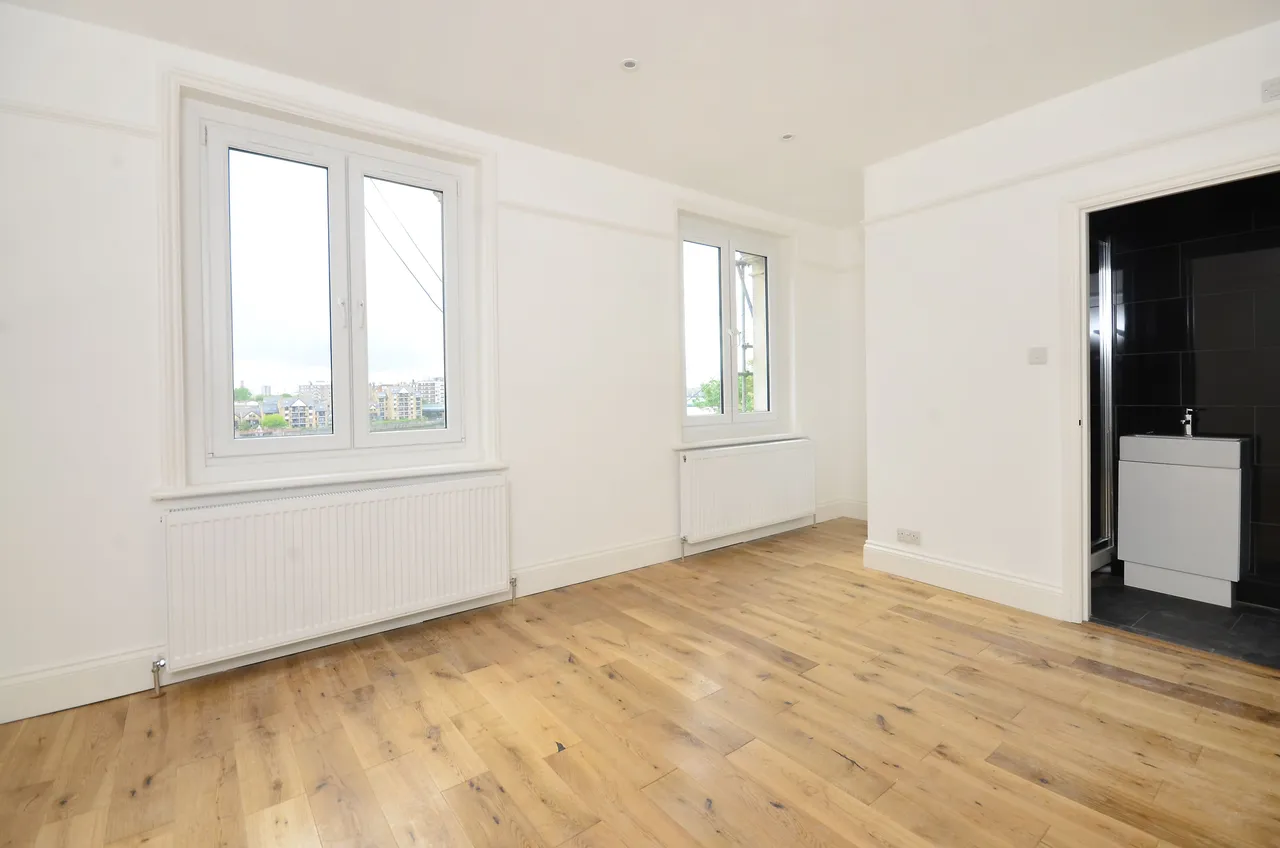 Flat 3, 2 Putney High Street, London, photo 6