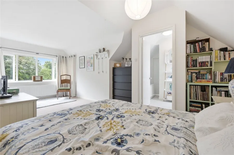 with 5 bedrooms in Nr Saffron Walden, CB11, photo 22