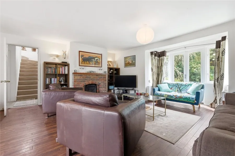 with 5 bedrooms in Nr Saffron Walden, CB11, photo 7