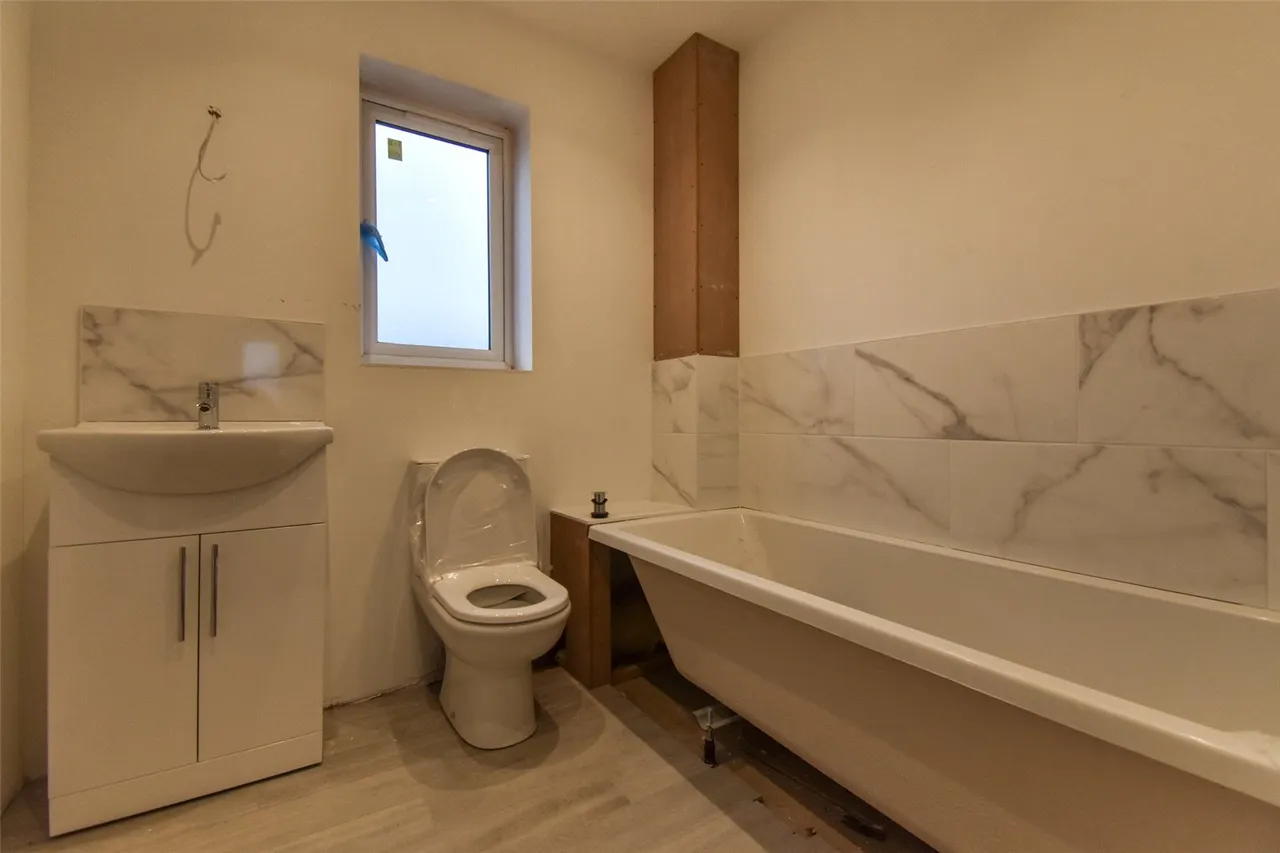 Mount Pleasant Road, Aldershot, Hampshire, GU12 4NL, photo 8