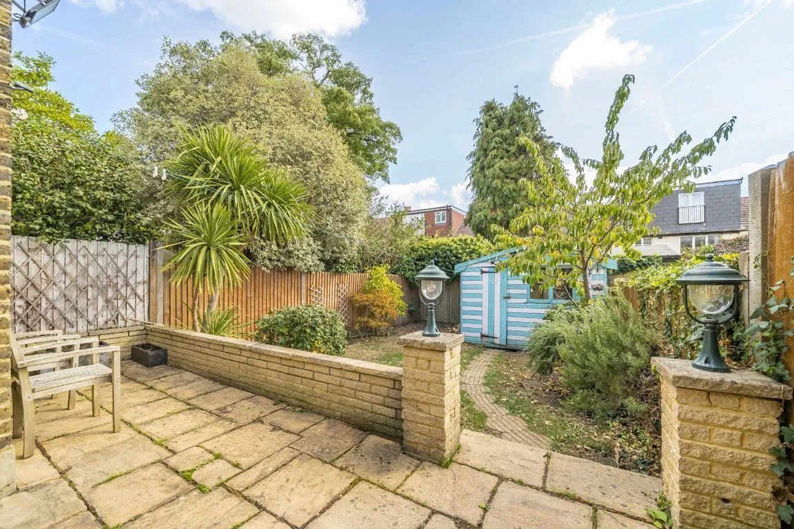 Glencairn Road, SW16, photo 12