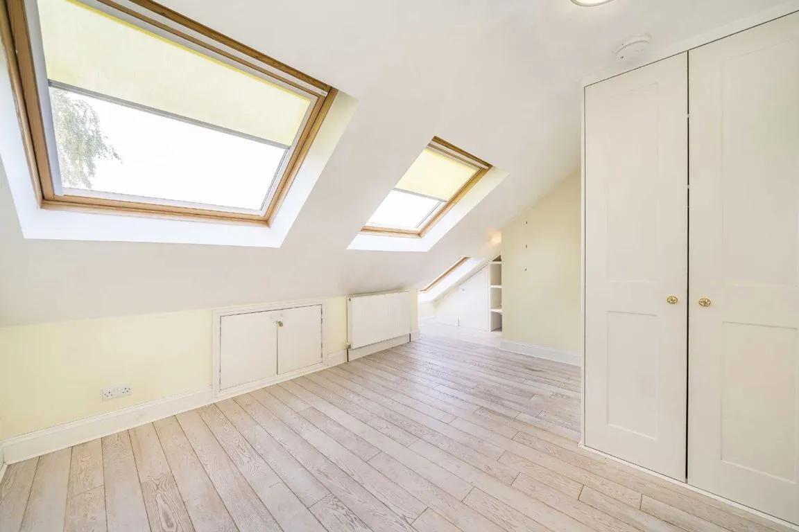 Glencairn Road, SW16, photo 9