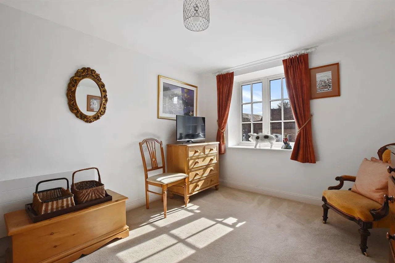 The Broadway, Amersham, HP7, photo 6
