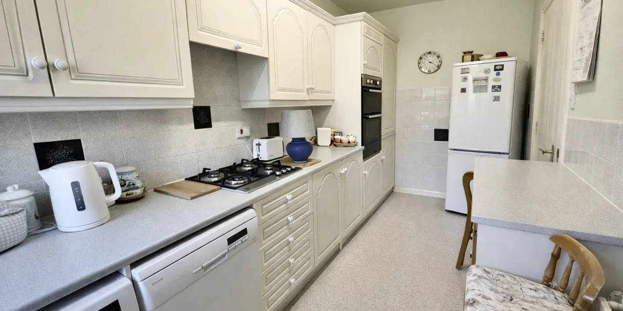 Queens Road, Hoylake, CH47, photo 3