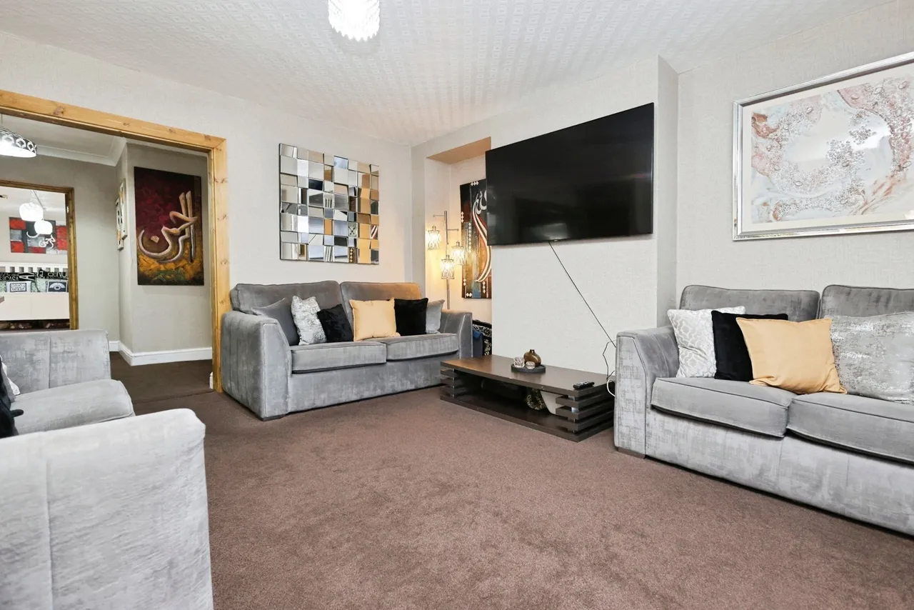 Halsbury Grove, Birmingham, B44, photo 4