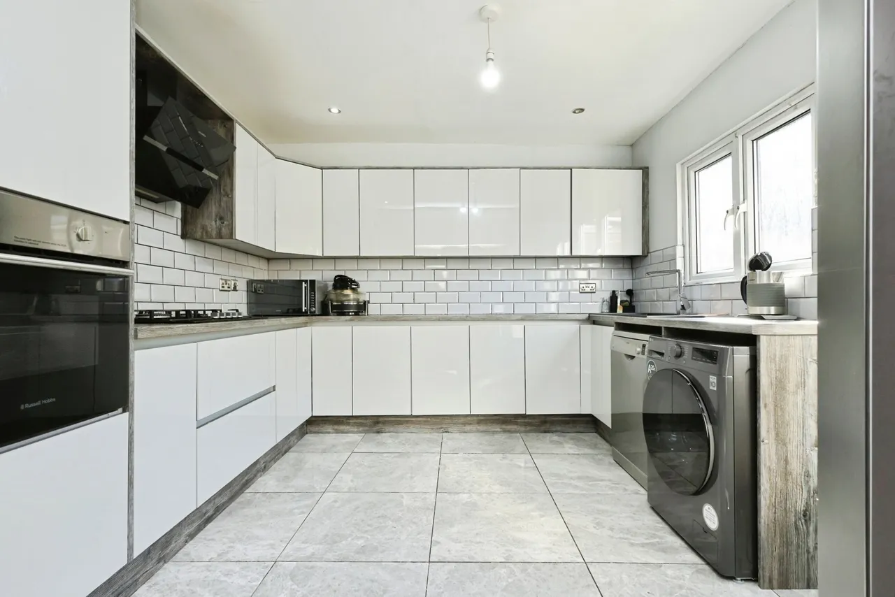 Halsbury Grove, Birmingham, B44, photo 8
