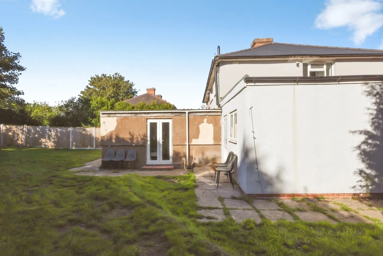 Halsbury Grove, Birmingham, B44, photo 18