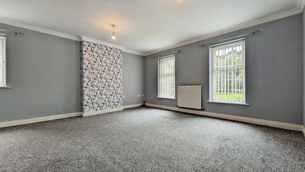 Shuttle Close, Mossley, OL5, photo 16
